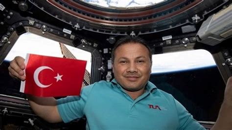 İlk Türk Astronot Alper Gezeravcı Dünya''ya döndü!